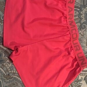 Under Armour Pink Athletic Shorts Moisture-Wicking Mid-Thigh